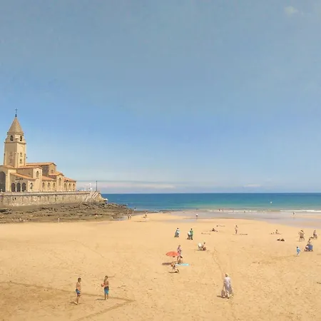 En El Centro Entre El Puerto Y Playas アパート ヒホン