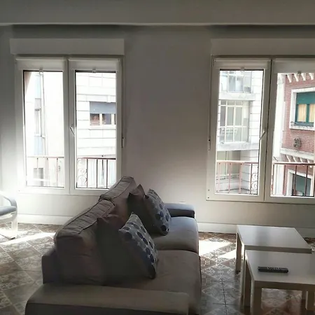 En El Centro Entre El Puerto Y Playas Apartament Gijón