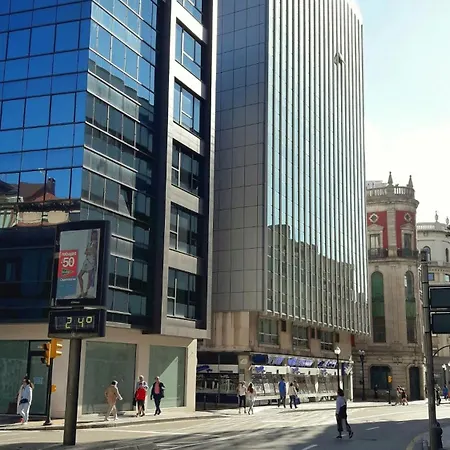 En El Centro Entre El Puerto Y Playas *