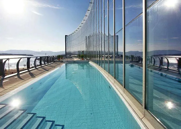 En El Centro Entre El Puerto Y Playas Apartment