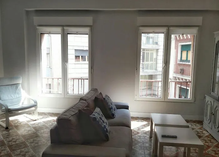 En El Centro Entre El Puerto Y Playas Apartment Gijon