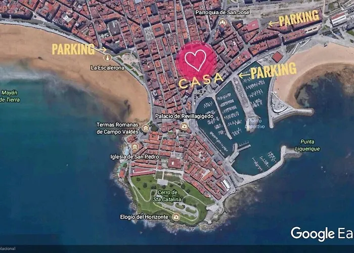 En El Centro Entre El Puerto Y Playas Gijon
